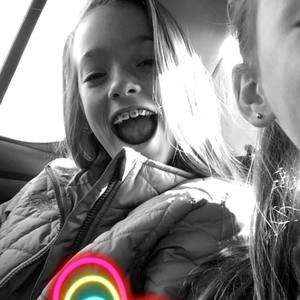 Meet your Posher, Amelia